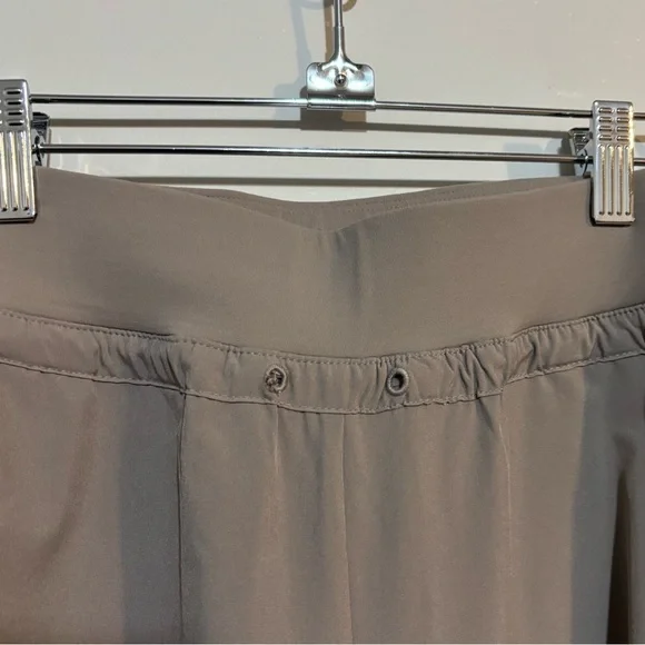 Athleta Attitude Pant Womens Ruched Jogger Athleisure | Womens Sz 8P - Picture 3 of 5